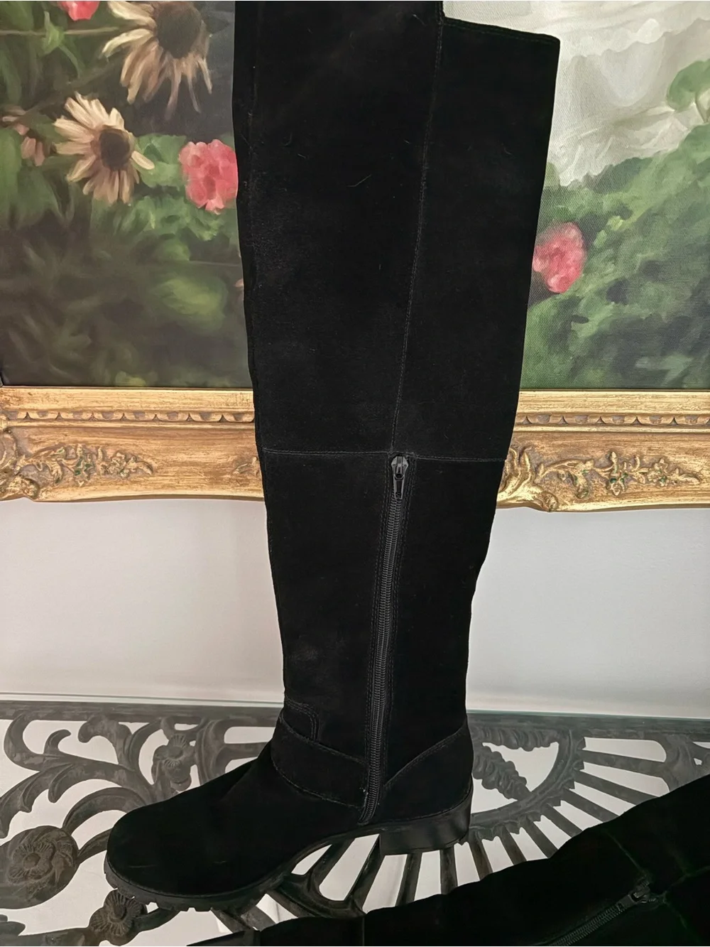 N/A sleek black
